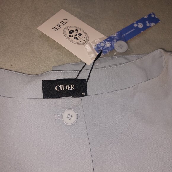 Woven Boat Neck Solid Button Vest - Picture 6 of 7